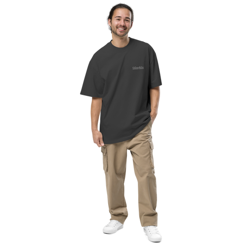 Oversized t-shirt "Overthinking solves Nothing"